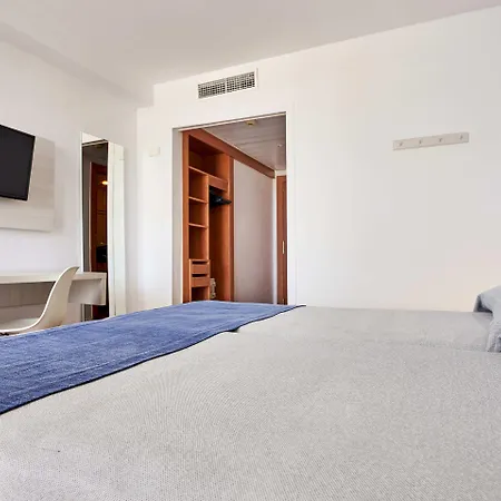 Hotell Globales Cala'n Bosch 4*