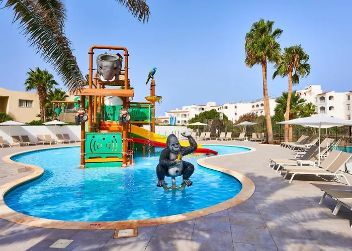 Globales Cala'n Bosch Hotel Cala en Bosch