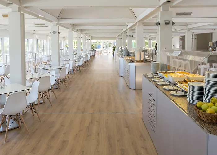 Globales Cala'n Bosch Hotel