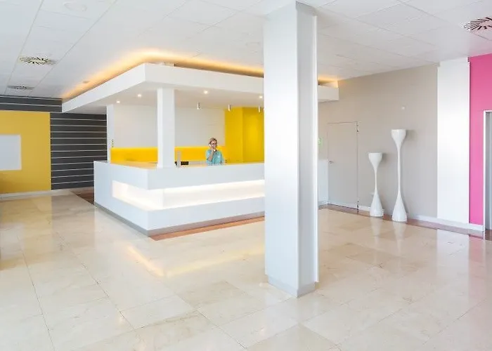 Hotel Globales Cala'n Bosch 4*