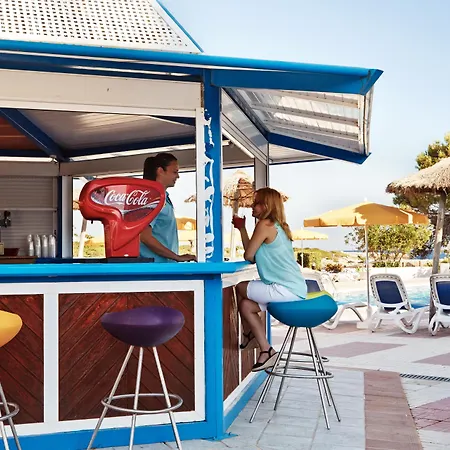 Hotel Globales Cala'n Bosch 4*