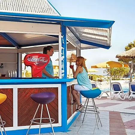 Hotel Globales Cala'n Bosch Cala en Bosch