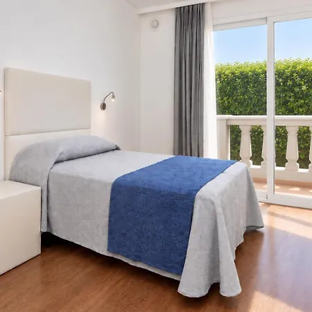 Hotel Globales Cala'n Bosch Cala en Bosch