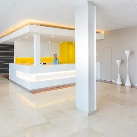 Hotel Globales Cala'n Bosch 4*