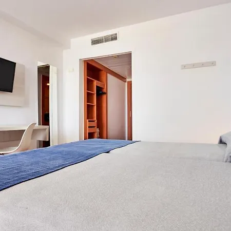 Globales Cala'n Bosch Отель 4*