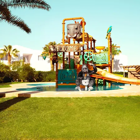 Отель Globales Cala'n Bosch Калан-Бош