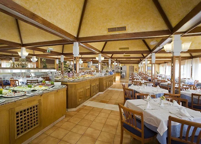 Globales Cala'n Bosch Hotel 4*