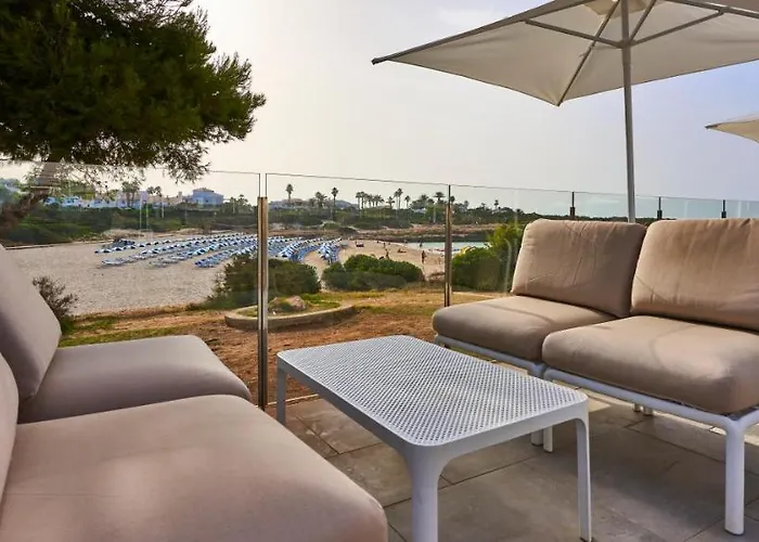 Globales Cala'n Bosch Hotel