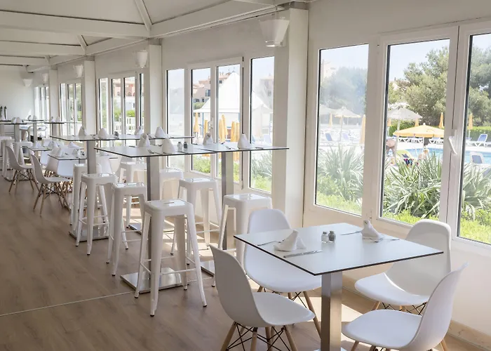 Hotel Globales Cala'n Bosch Cala en Bosch